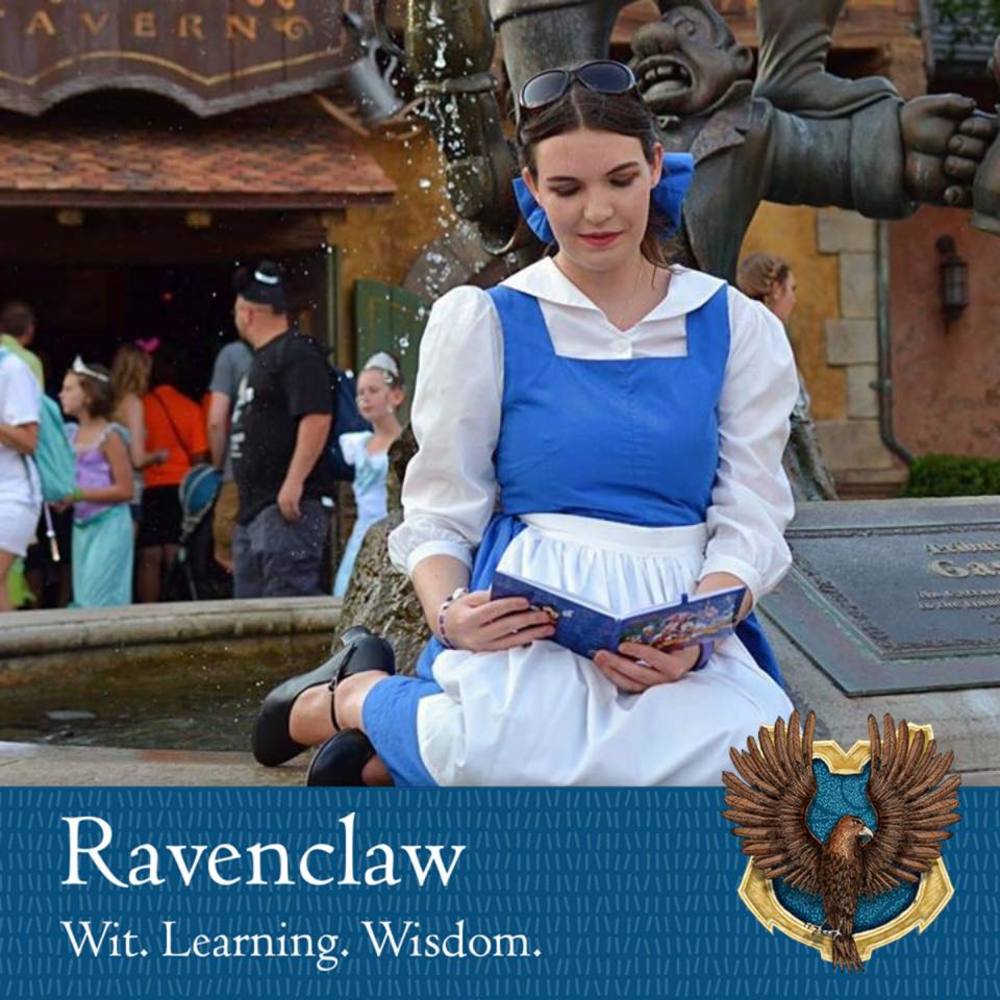 Meet your Posher, Elizabeth